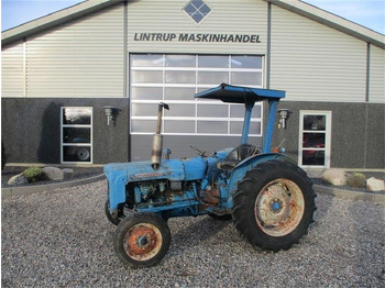 جرار FORDSON