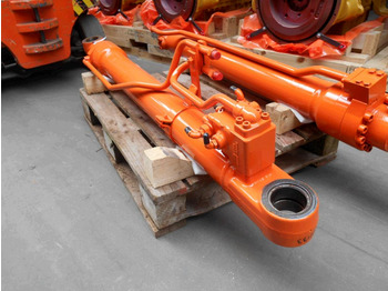 الاسطوانة الهيدروليكية HITACHI