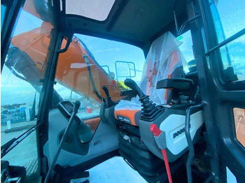 حفارات زحافة Doosan DX 225 LC: صور 5