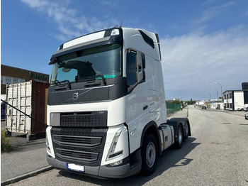 شاحنة جرار VOLVO FH