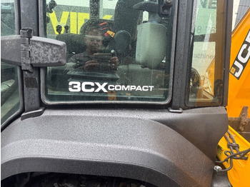 حفار متعدد الاستخدام JCB 3CX compact: صور 4 حفار متعدد الاستخدام JCB 3CX compact: صور 4