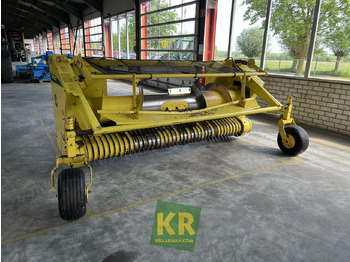 معدات حصادة الأعلاف JOHN DEERE