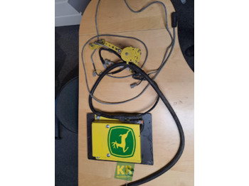 النظام الكهربائي JOHN DEERE