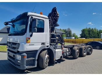 الشاسيه شاحنة MERCEDES-BENZ Actros 3244