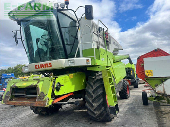 حصادة شاملة CLAAS Mega