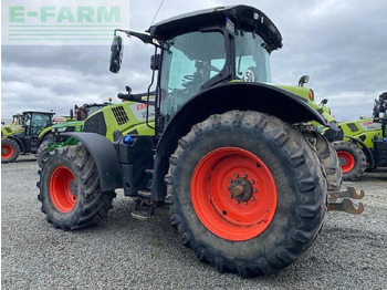 جرار CLAAS axion 810: صور 5