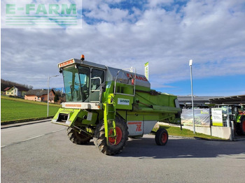 حصادة شاملة CLAAS Dominator