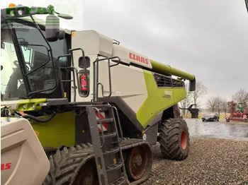 حصادة شاملة CLAAS Lexion 760