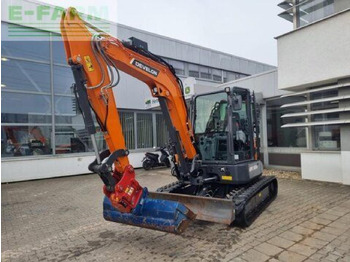 حفارة مصغرة DOOSAN DX55