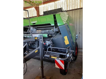 مكبس البالات المستطيله FENDT