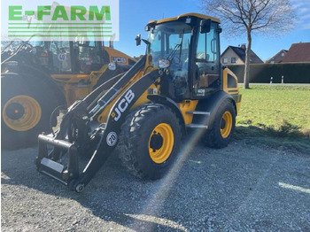 حفارة مصغرة JCB 409
