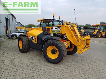 اللودر بعجل JCB