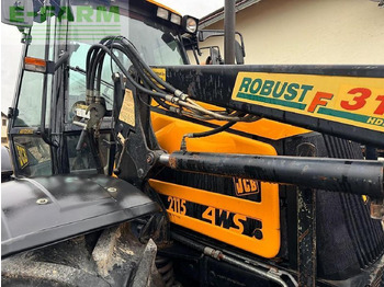 جرار JCB
