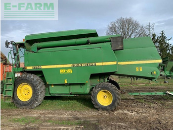 حصادة شاملة JOHN DEERE 2254