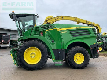 حصادة الأعلاف John Deere 8600: صور 2