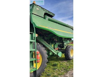 حصادة شاملة JOHN DEERE