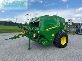 مكبس البالات المستطيله JOHN DEERE