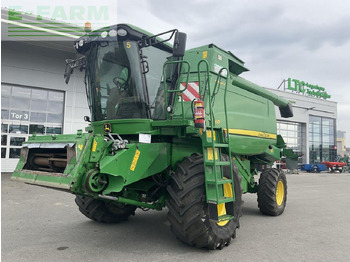 حصادة شاملة JOHN DEERE T560