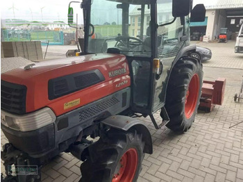 جرار KUBOTA