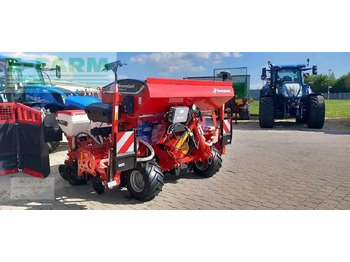 وضع البذور فى خطوط KVERNELAND