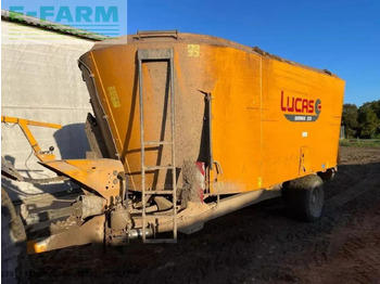 المعدات لتربية الماشية LUCAS