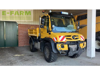 سيارة بلدية UNIMOG