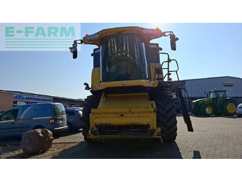 حصادة شاملة New Holland cx 840: صور 3 حصادة شاملة New Holland cx 840: صور 3