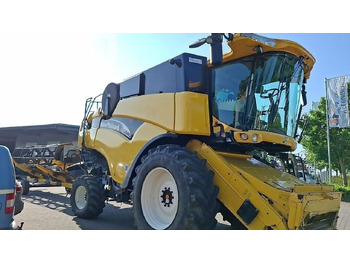 حصادة شاملة New Holland cx 840: صور 4 حصادة شاملة New Holland cx 840: صور 4