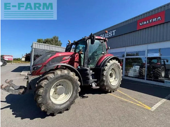 جرار VALTRA T214