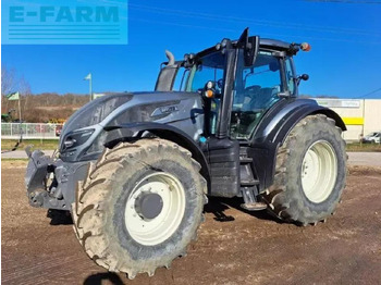 جرار VALTRA T214