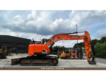 تأجير Doosan Kettenbagger DX 235 LCR-5, hyd. SW OilQuick 70-55  Doosan Kettenbagger DX 235 LCR-5, hyd. SW OilQuick 70-55: صور 1