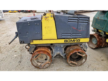 مدحلة BOMAG