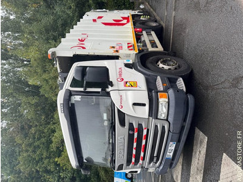 شاحنة القمامة SCANIA 1