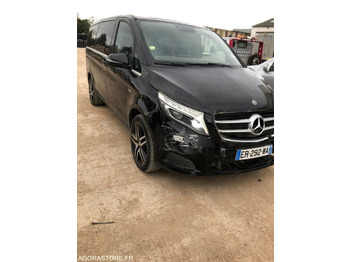 سيارة MERCEDES-BENZ