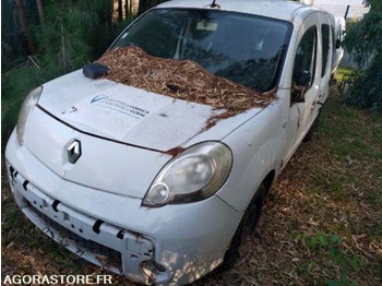 سيارة RENAULT