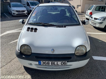 سيارة RENAULT