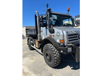شاحنة UNIMOG