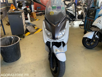 دراجة بخارية YAMAHA