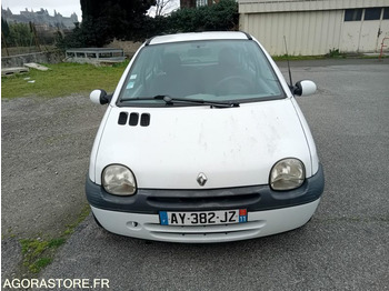 سيارة RENAULT