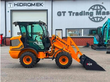 اللودر بعجل