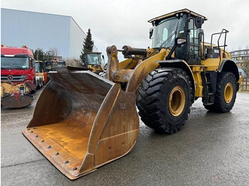 اللودر بعجل CATERPILLAR 966M
