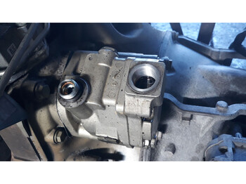 مضخة التوجيه MERCEDES-BENZ