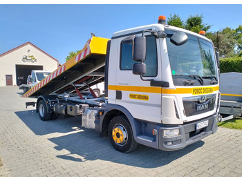 سيارة السحب للتصليح MAN TGL