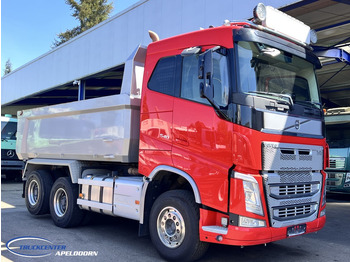 قلابات VOLVO FH 540