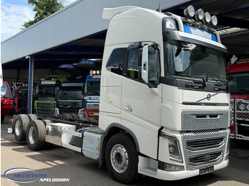 الشاسيه شاحنة VOLVO FH 750