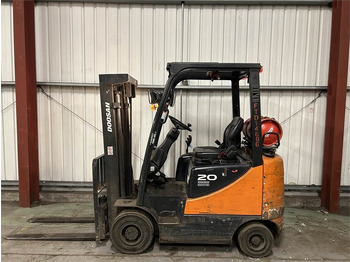 رافعة شوكية تعمل بالغاز DOOSAN