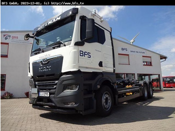 شاحنة ذات الخطاف MAN TGX 26.510
