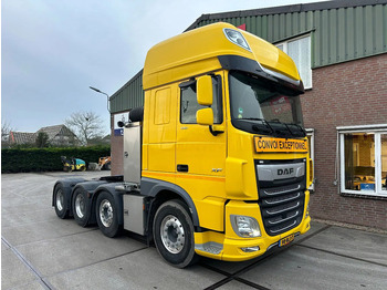 شاحنة جرار DAF XF 530 8X4 140 TON 384000 KM: صور 4