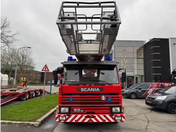المطافئ Scania P82 4X2 - FIRE TRUCK - 30M LIFT: صور 2