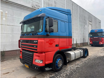 شاحنة جرار DAF XF 105 410